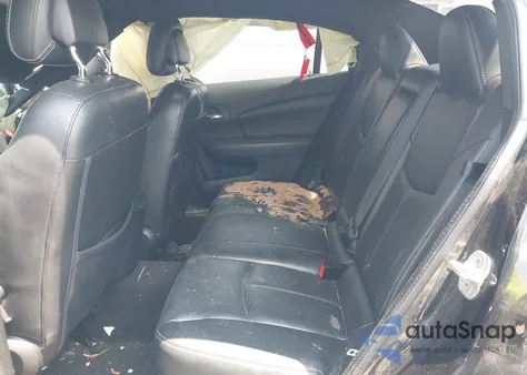 2011 Chrysler 200 Limited from USA, damaged, VIN 1C3BC2FG2BN607432